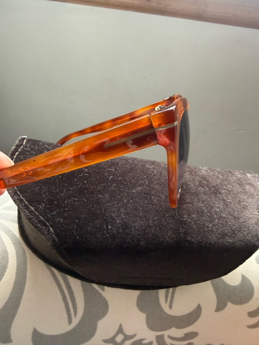 Tom Ford Women's Tortoise Cat-Eye Sunglasses - Amber Brown Frame, Dark Lenses - Picture 5 of 9